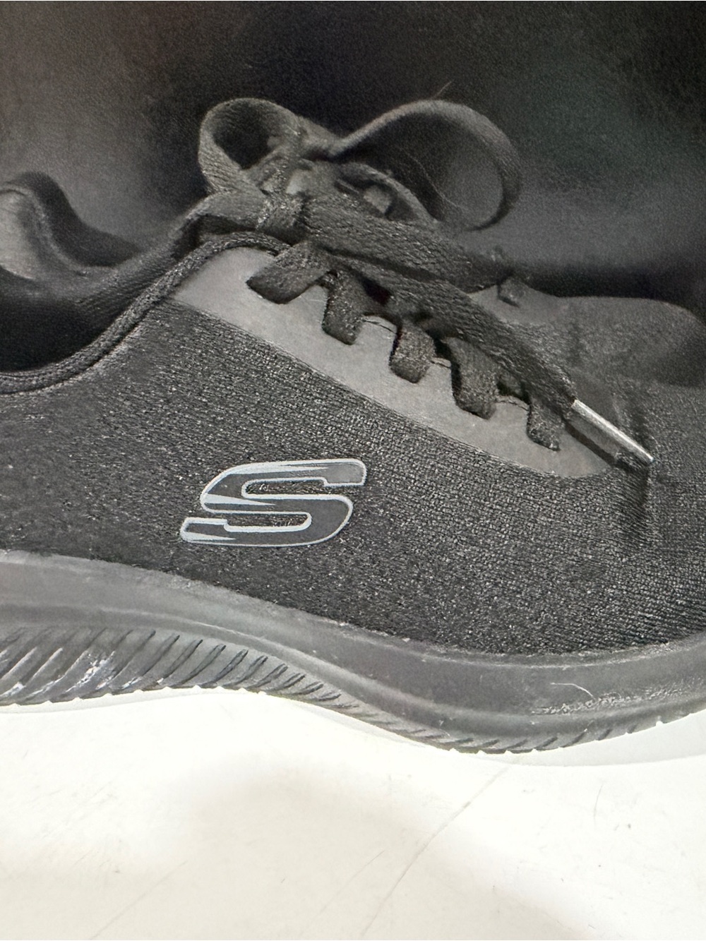 Skechers women’s Black work non slip Lace-Up Sneakers